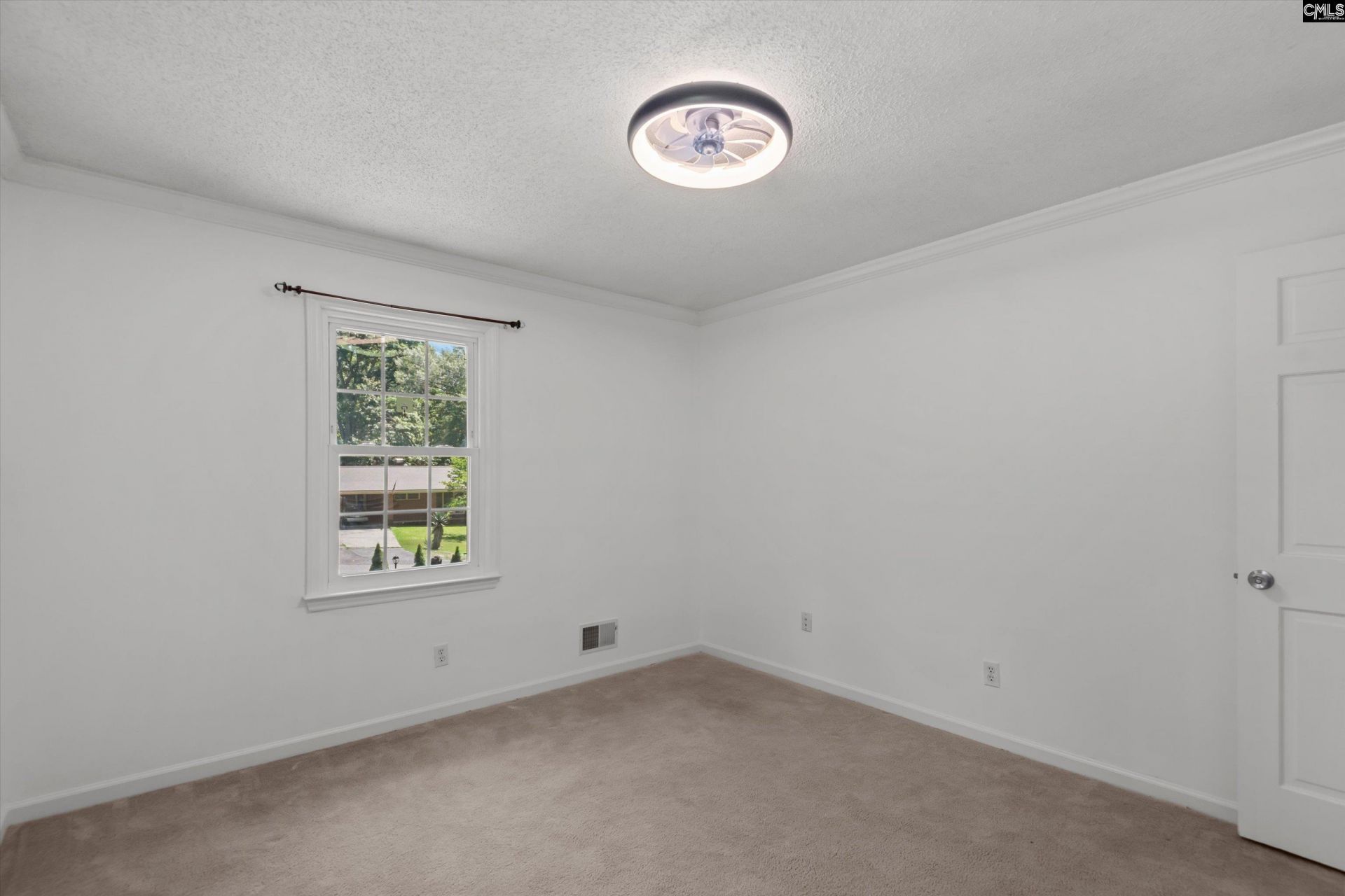 1323 Redwood Drive Photo 22