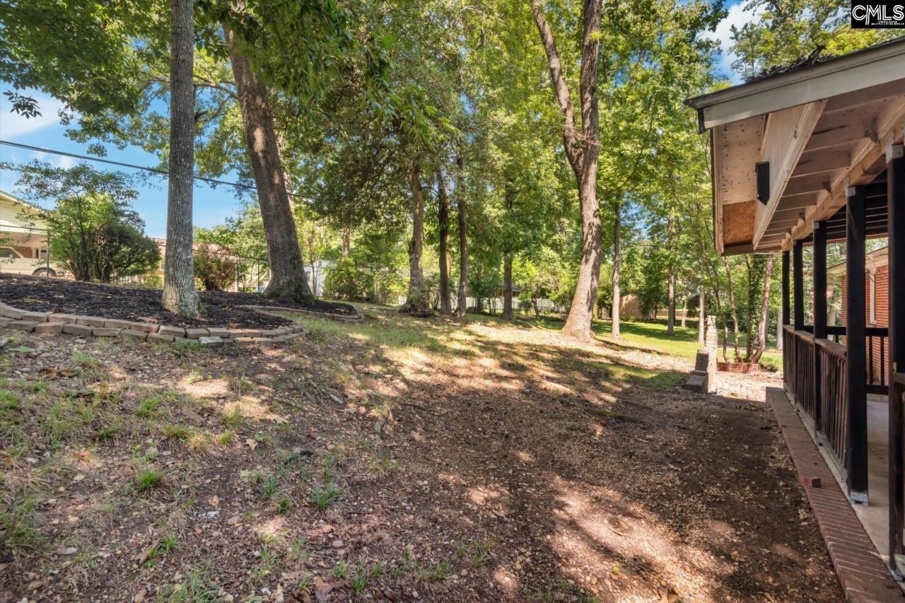 1323 Redwood Drive Photo 32