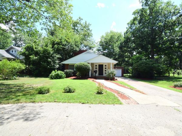 1819 Richview Road , Mt Vernon, IL 62864