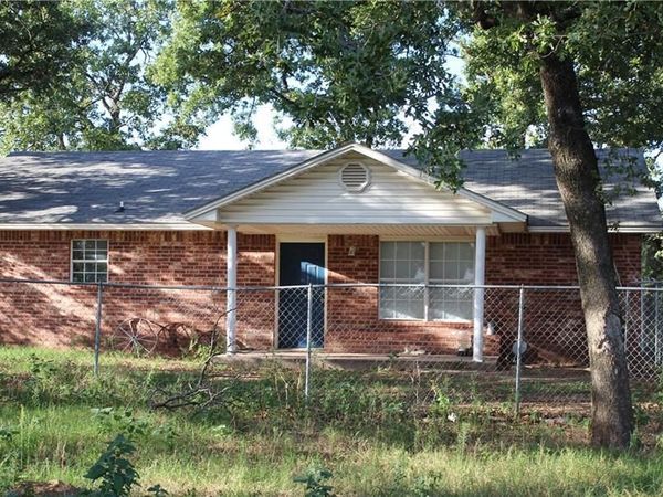 32318 Hamilton Road, Wanette, OK 74878