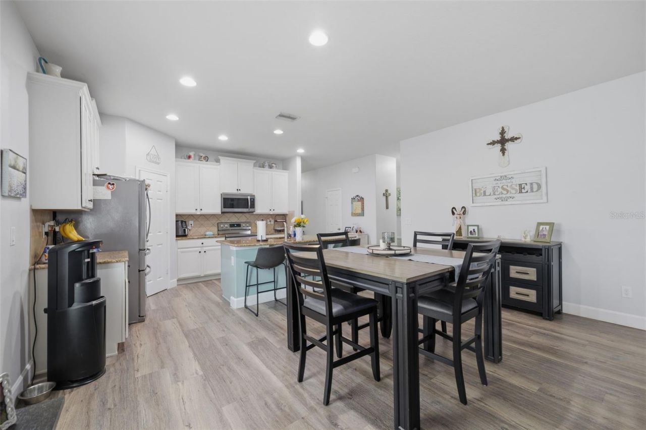 2814 Maple Brook Loop, Lutz, FL 33558 Photo