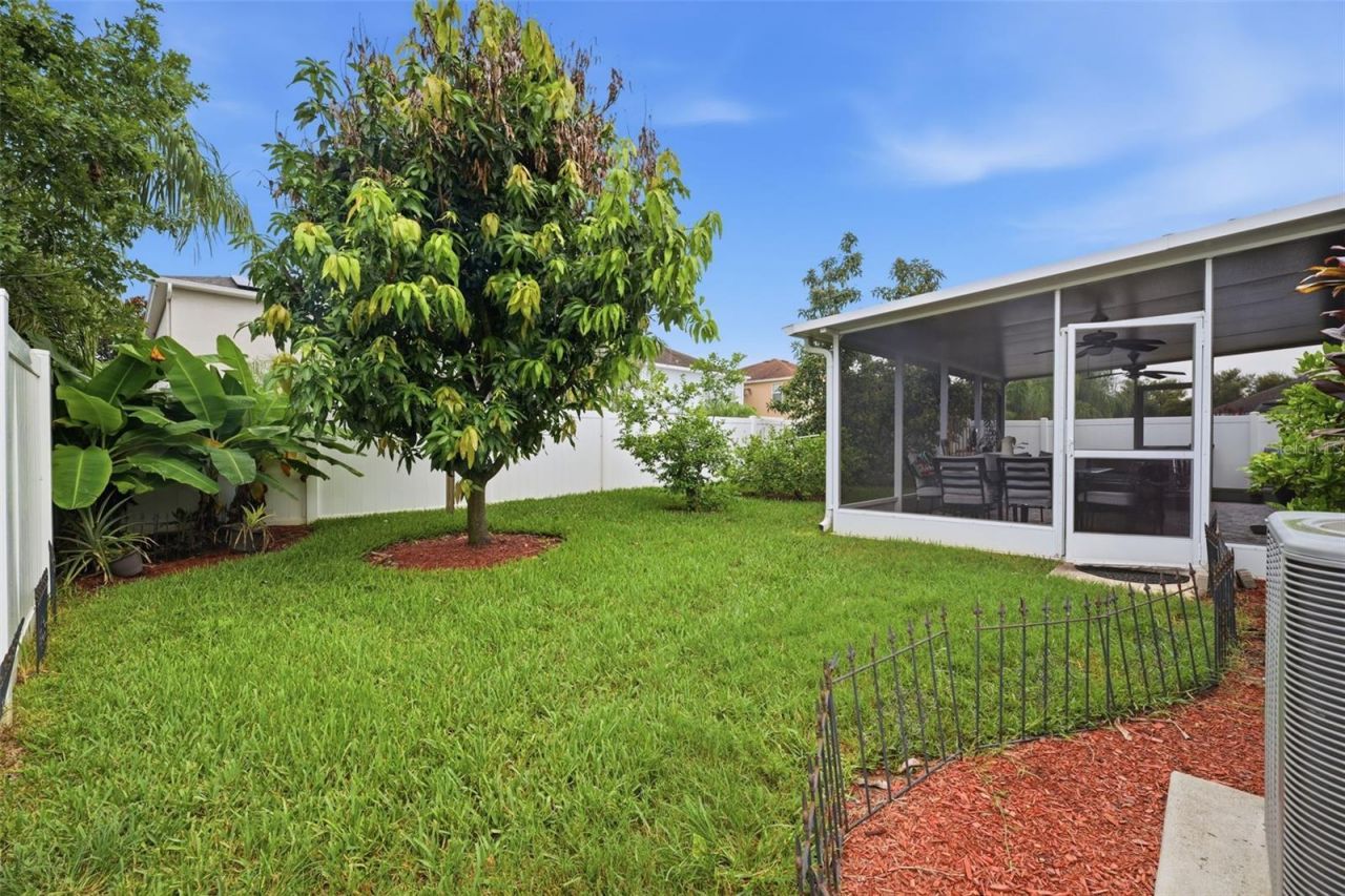 2814 Maple Brook Loop, Lutz, FL 33558 Photo