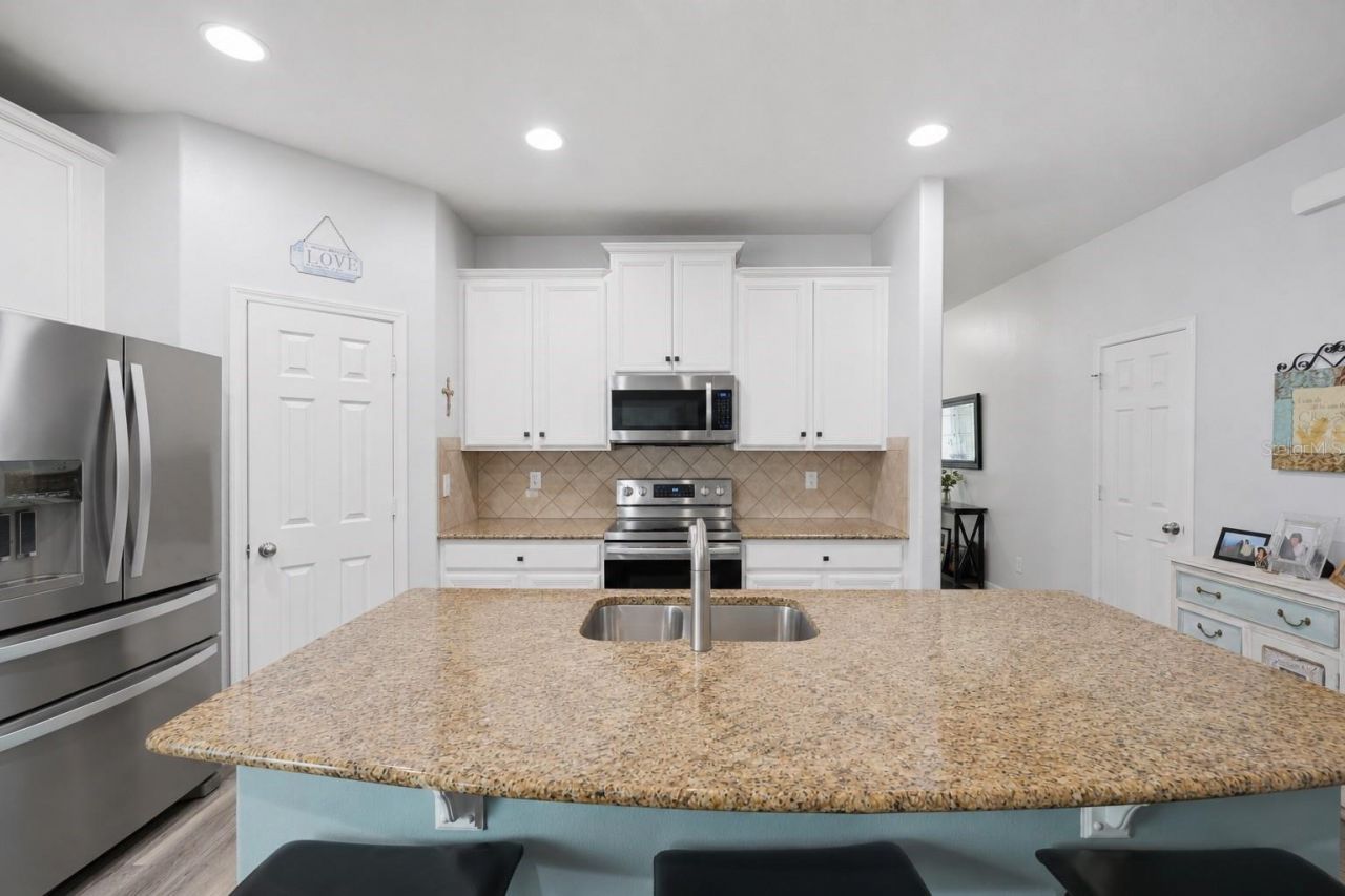 2814 Maple Brook Loop, Lutz, FL 33558 Photo