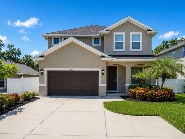 6303 S MACDILL AVENUE, TAMPA, FL 33611
