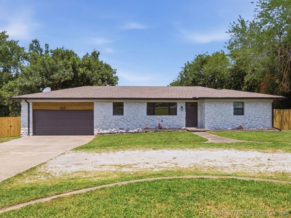 3911 W 61st Street S, Tulsa, OK 74132