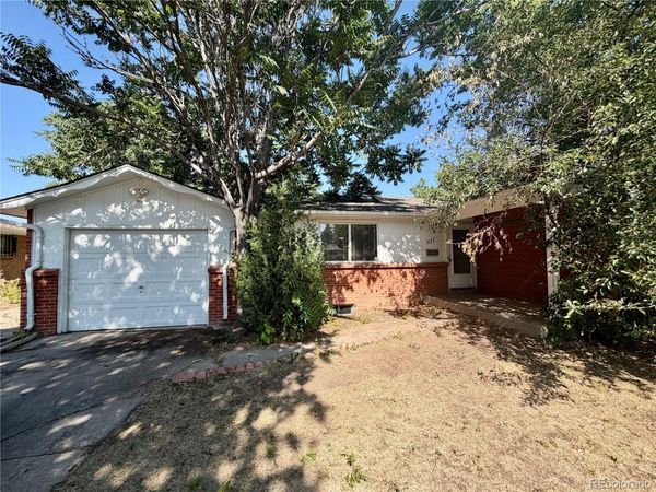 451 Emporia Street, Aurora, CO 80010
