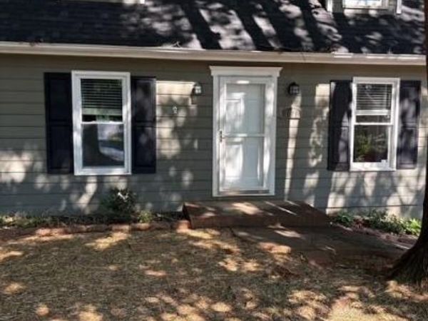 1005 Chockecherry Lane, Lewisville, NC 27023