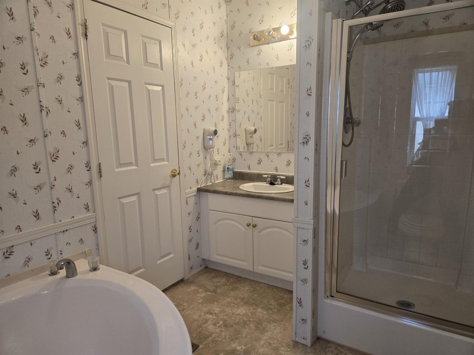 451 E Banks Dr.  Photo 33