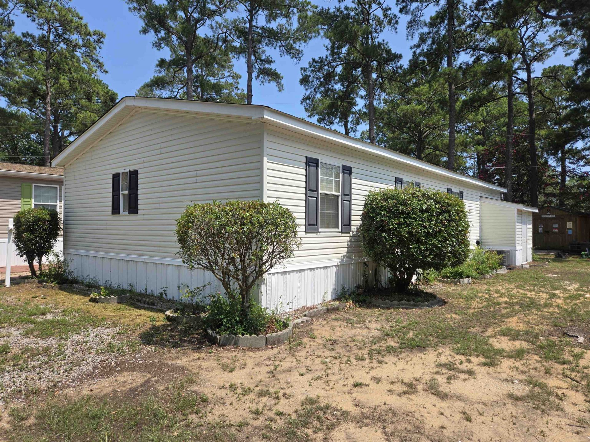 451 E Banks Dr.  Photo 5