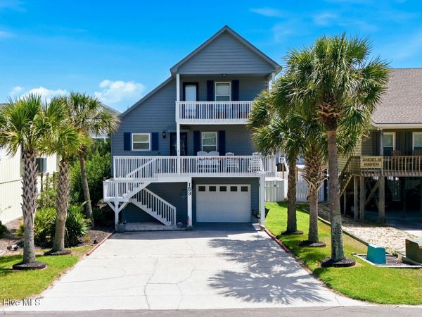 153 Brunswick Avenue W, Holden Beach, NC 28462