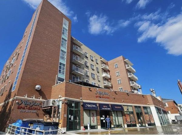 146-09 Northern Blvd , Flushing, NY 11354