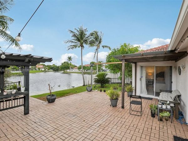 13412 NW 6th Dr , Plantation, FL 33325