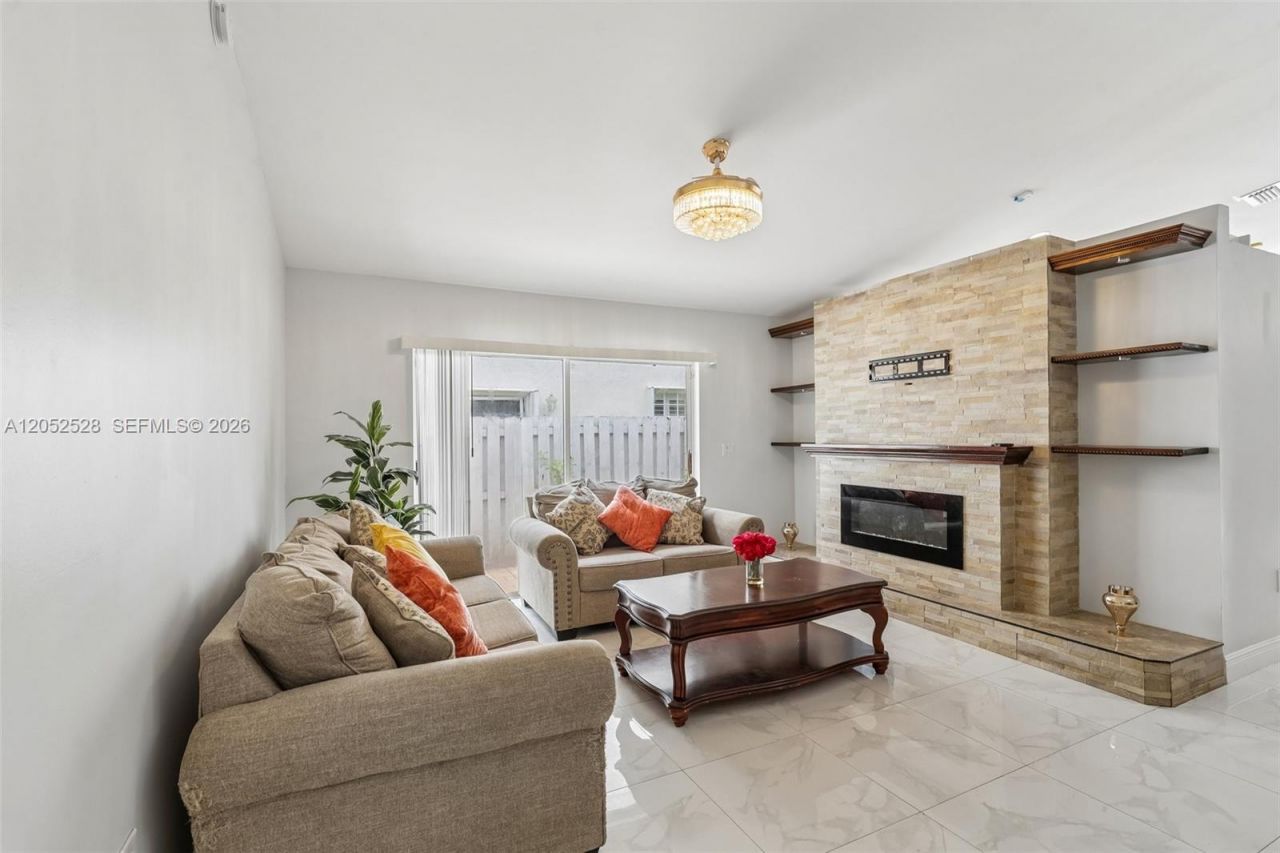 13412 NW 6th Dr , Plantation, FL 33325 Photo