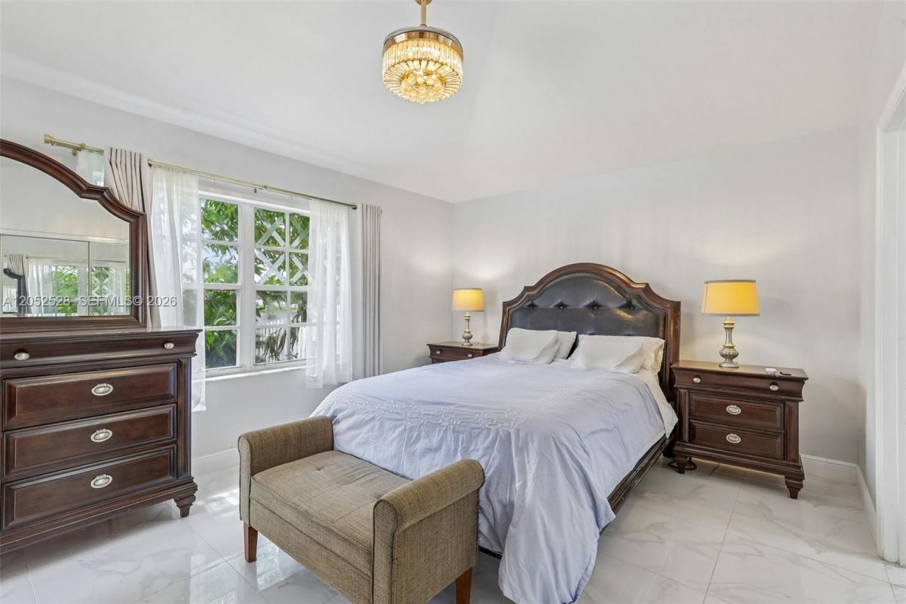 13412 NW 6th Dr , Plantation, FL 33325 Photo