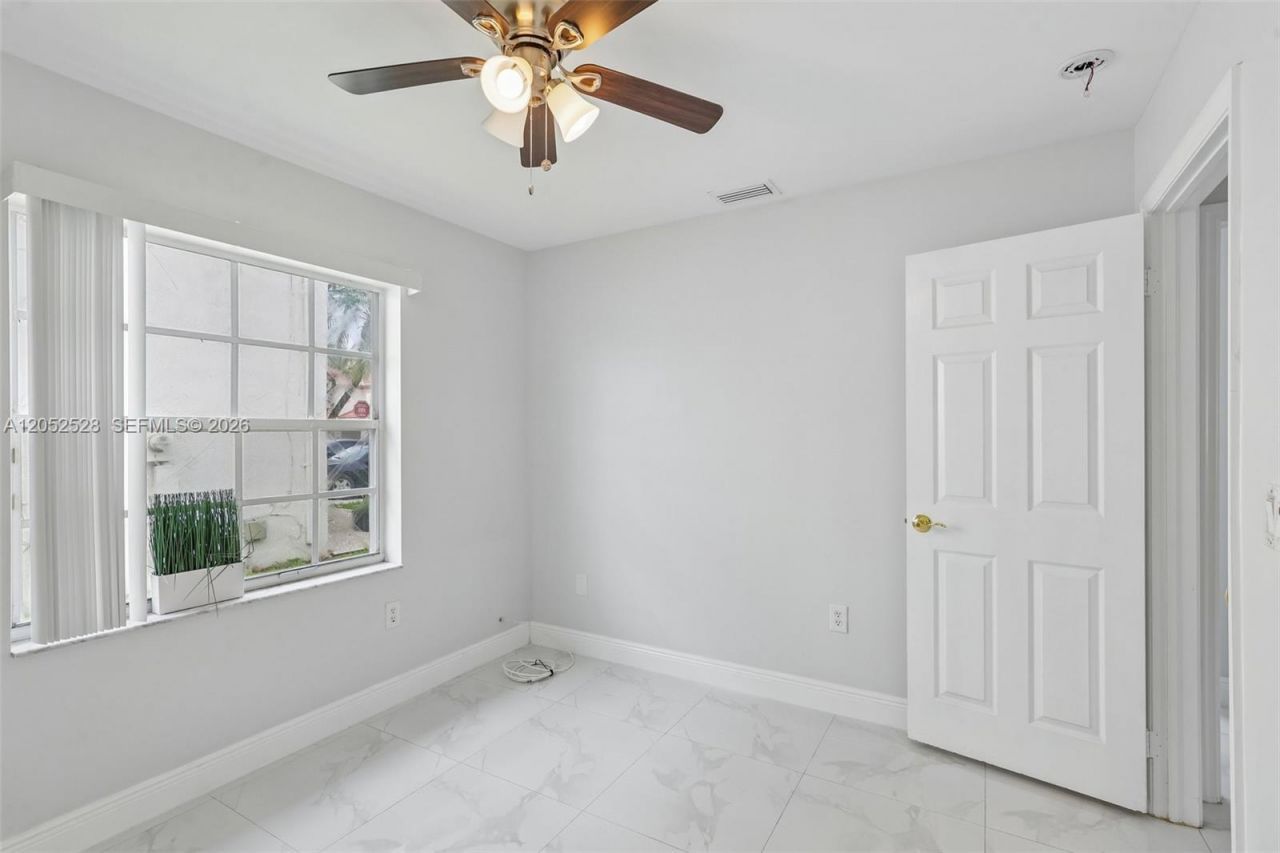 13412 NW 6th Dr , Plantation, FL 33325 Photo