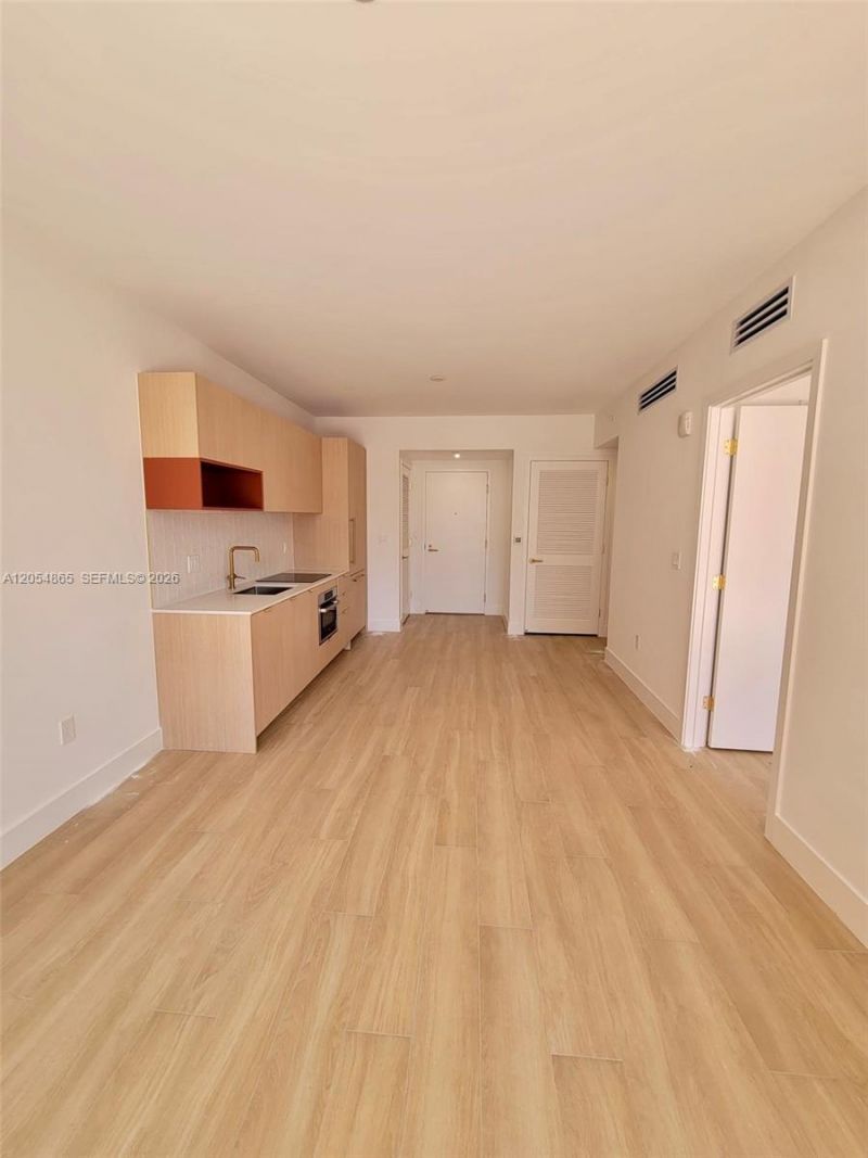 90 NE 32 , Unit 609, Miami, FL 33127 Photo