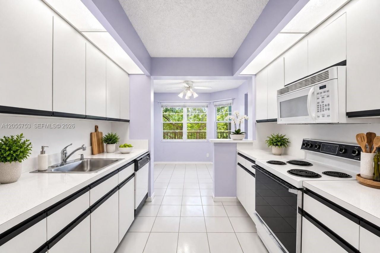 12500 SW 5th Ct, Unit 311M, Pembroke Pines, FL 33027 Photo