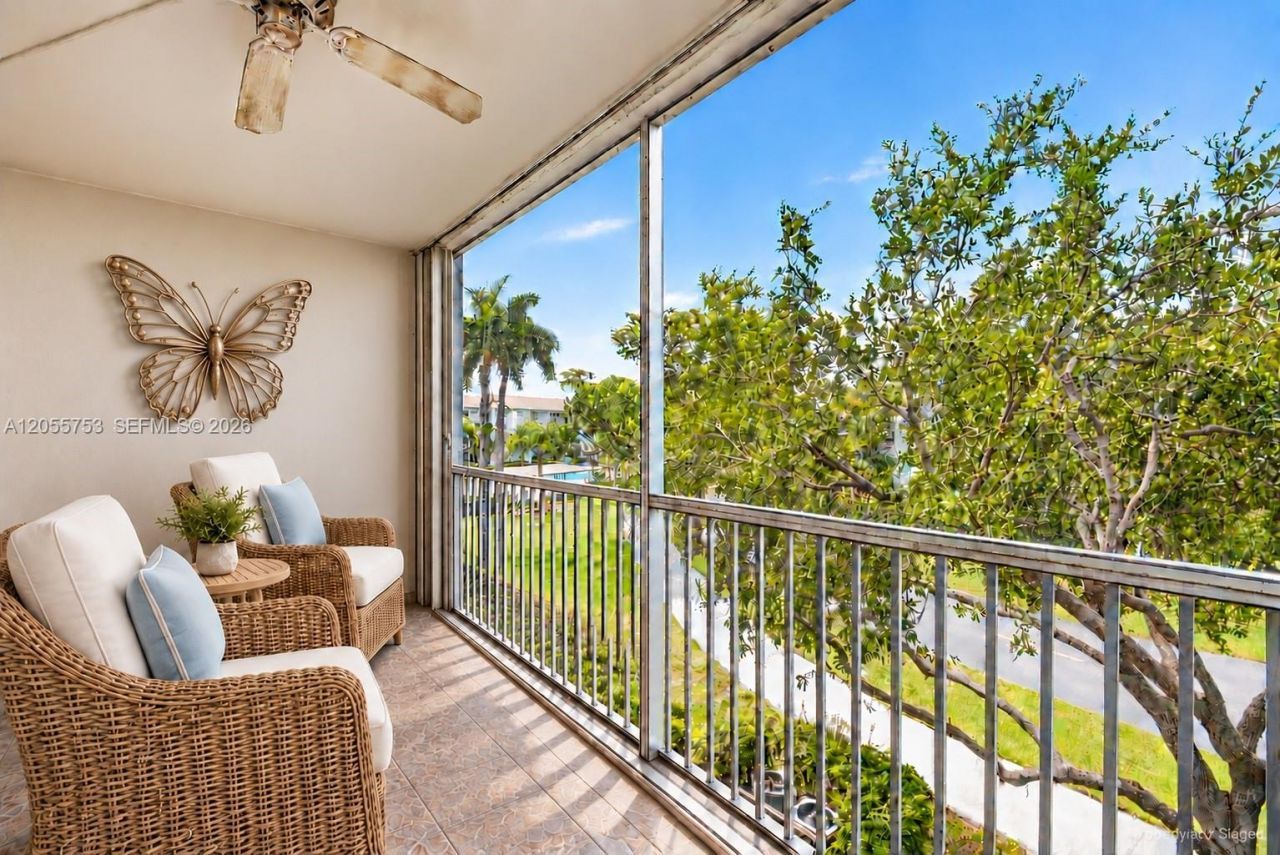 12500 SW 5th Ct, Unit 311M, Pembroke Pines, FL 33027 Photo