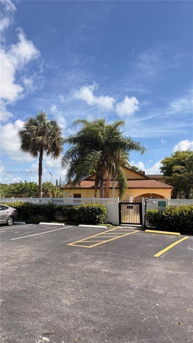 470 NW 20th St , Unit 1100, Boca Raton, FL 33431 Photo