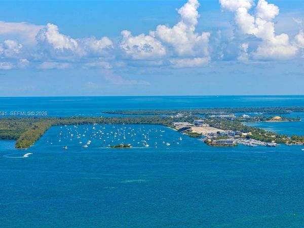950 Brickell Bay Dr , Unit 2210, Miami, FL 33131