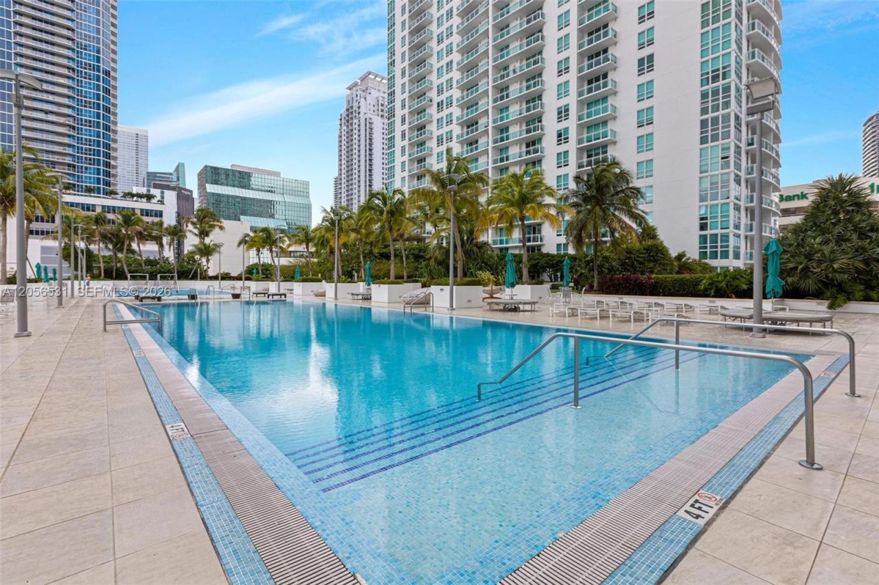950 Brickell Bay Dr , Unit 2210, Miami, FL 33131 Photo
