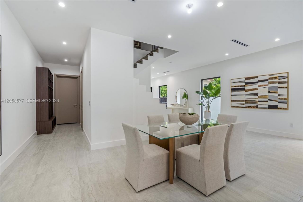 1234 NE 17th Ter , Fort Lauderdale, FL 33304 Photo