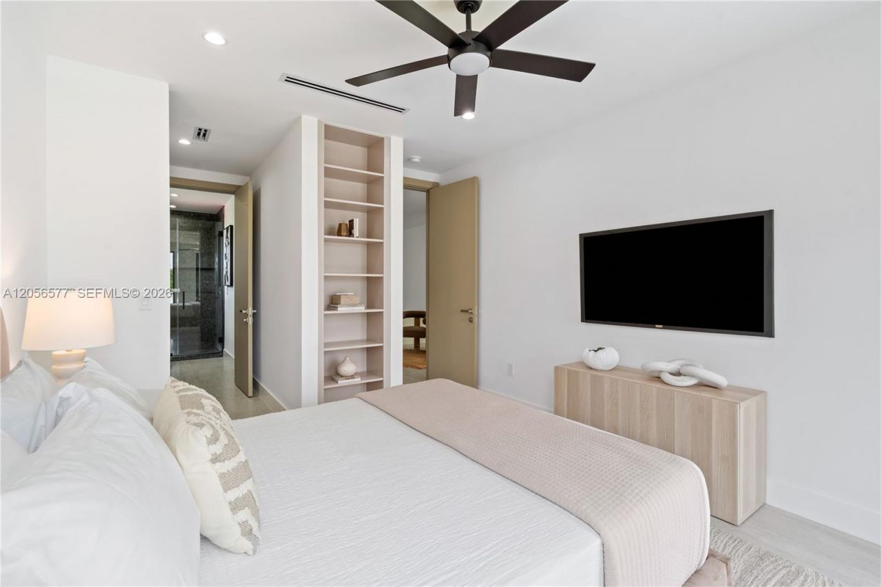 1234 NE 17th Ter, Fort Lauderdale, FL 33304 Photo