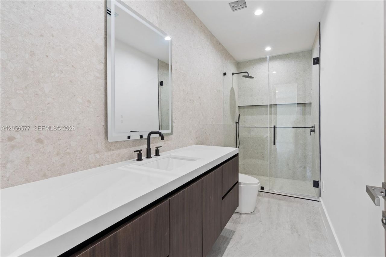1234 NE 17th Ter, Fort Lauderdale, FL 33304 Photo