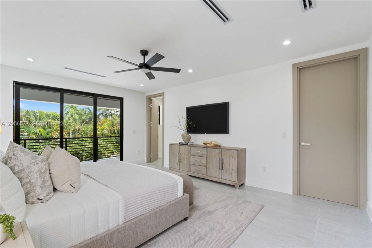 1234 NE 17th Ter, Fort Lauderdale, FL 33304 Photo