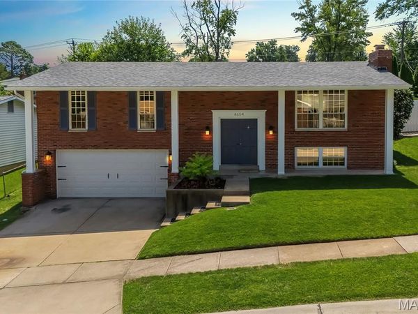 4654 Towne South Road, St Louis, MO 63128