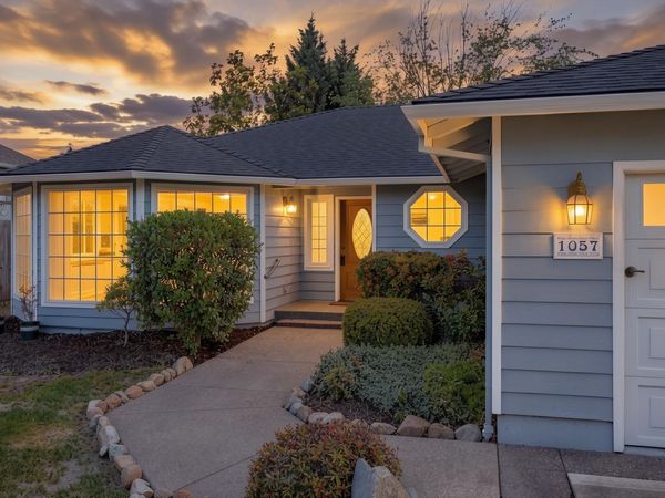 1057 Brookdale Avenue, Medford, OR 97504