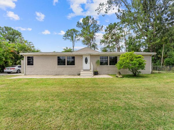 11682 60th Street N, West Palm Beach, FL 33411