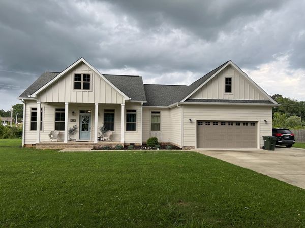 67 Beuerlein Cir, Lawrenceburg, TN 38464