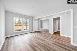 581 Oakleaf Chase Circle  photo 4