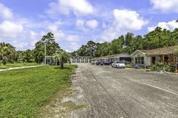 1443 Highway 17  photo 4