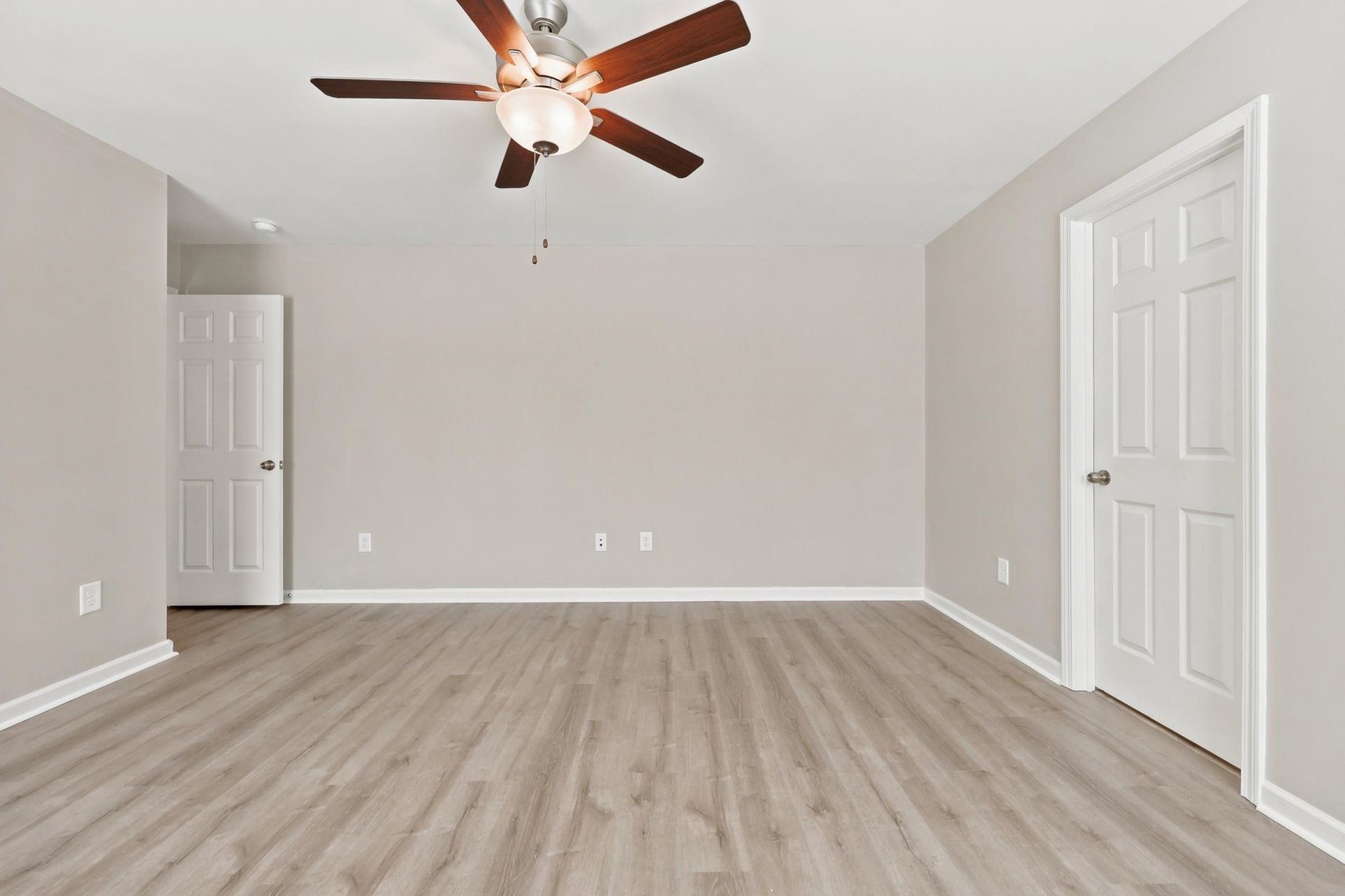916 Clay Pigeon Ct.  Photo 10