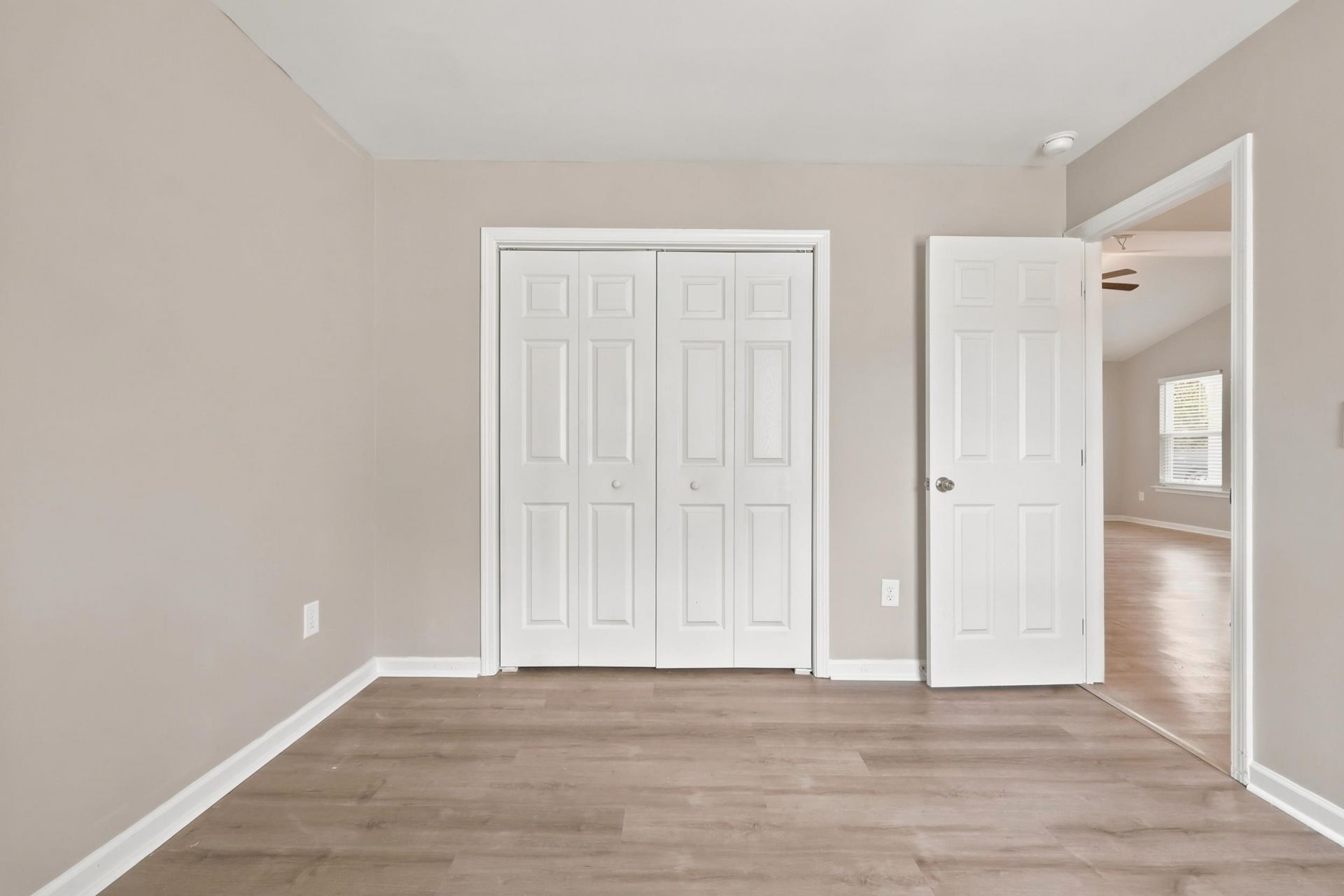 916 Clay Pigeon Ct.  Photo 19