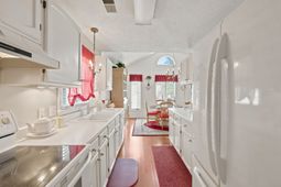 938 Tiffany Ln.  photo 4