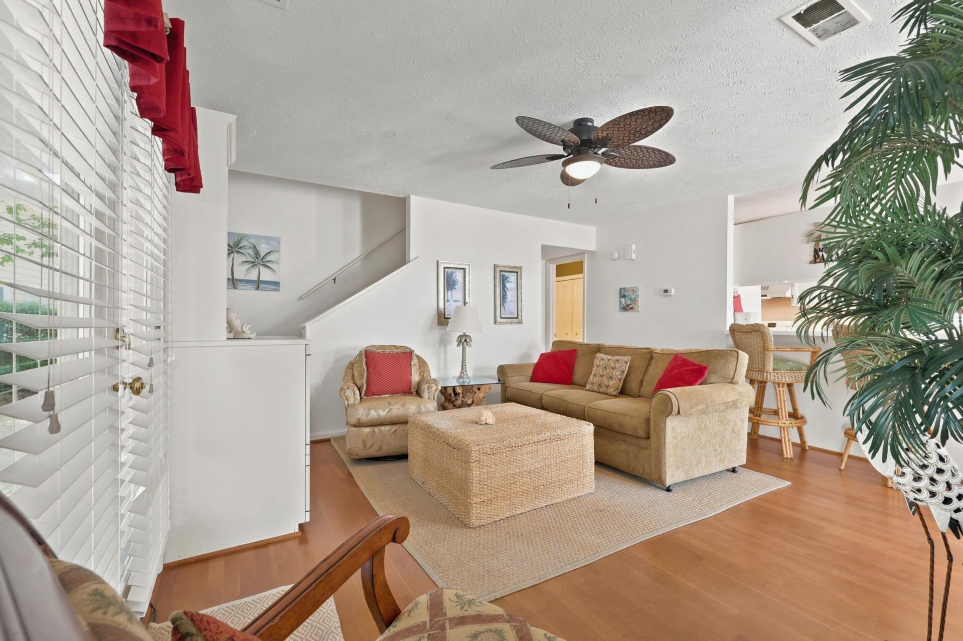 938 Tiffany Ln.  Photo 9