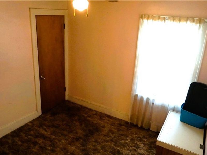 16409 Laverne Avenue, Cleveland, OH 44135 Photo 9
