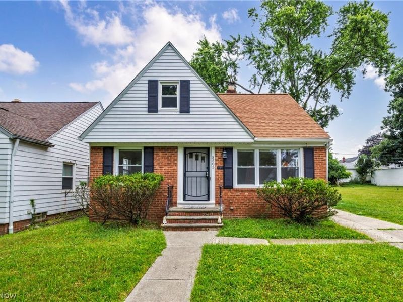 5505 South Boulevard , Maple Heights, OH 44137 Photo 3