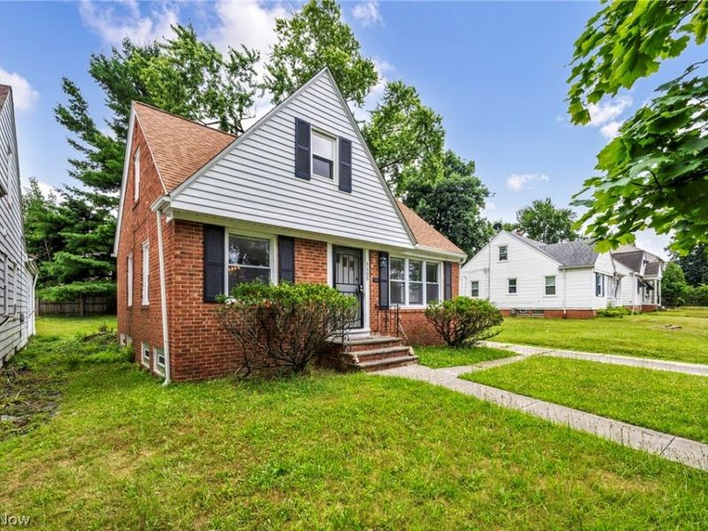 5505 South Boulevard , Maple Heights, OH 44137 Photo 4