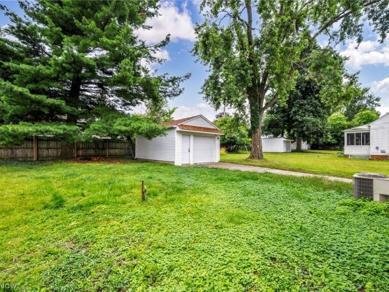 5505 South Boulevard , Maple Heights, OH 44137 Photo 48