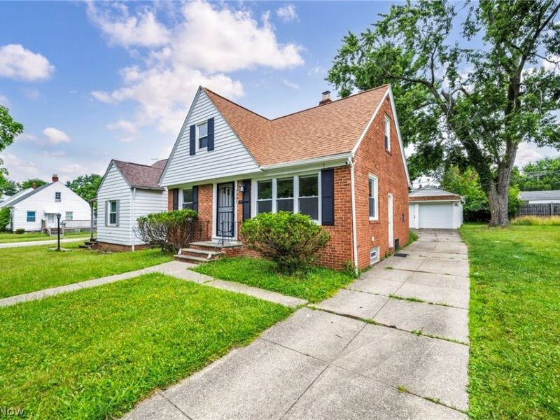 5505 South Boulevard , Maple Heights, OH 44137 Photo 5