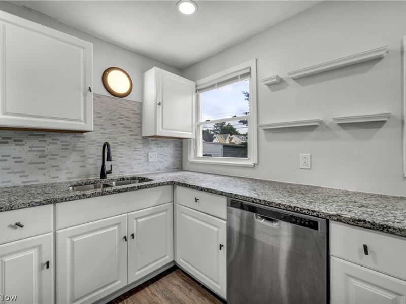 5505 South Boulevard , Maple Heights, OH 44137 Photo 9