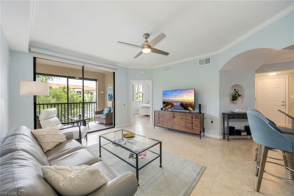 12960 Positano Cir, Unit 202, Naples, FL 34105 Photo