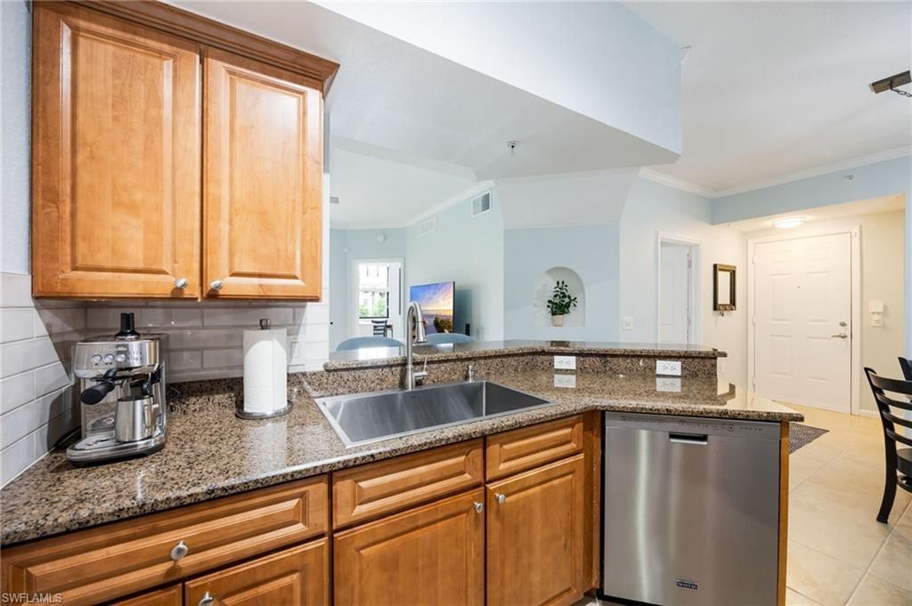 12960 Positano Cir, Unit 202, Naples, FL 34105 Photo