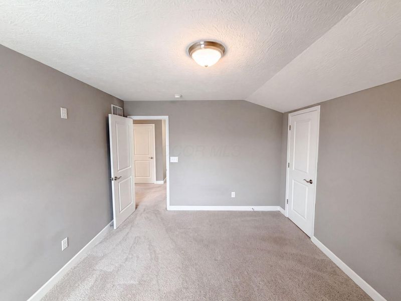 10060 New California Drive , Plain City, OH 43064 Photo 10