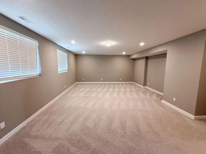 10060 New California Drive , Plain City, OH 43064 Photo 22