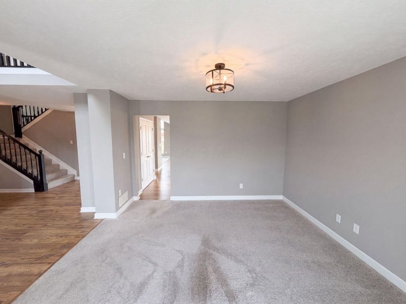 10060 New California Drive , Plain City, OH 43064 Photo 6